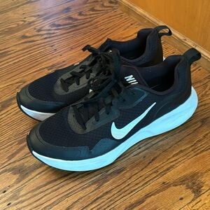 Black Nike Sneakers